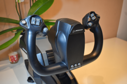 Review: Thrustmaster TCA Yoke Pack Boeing Edition Thumbnail